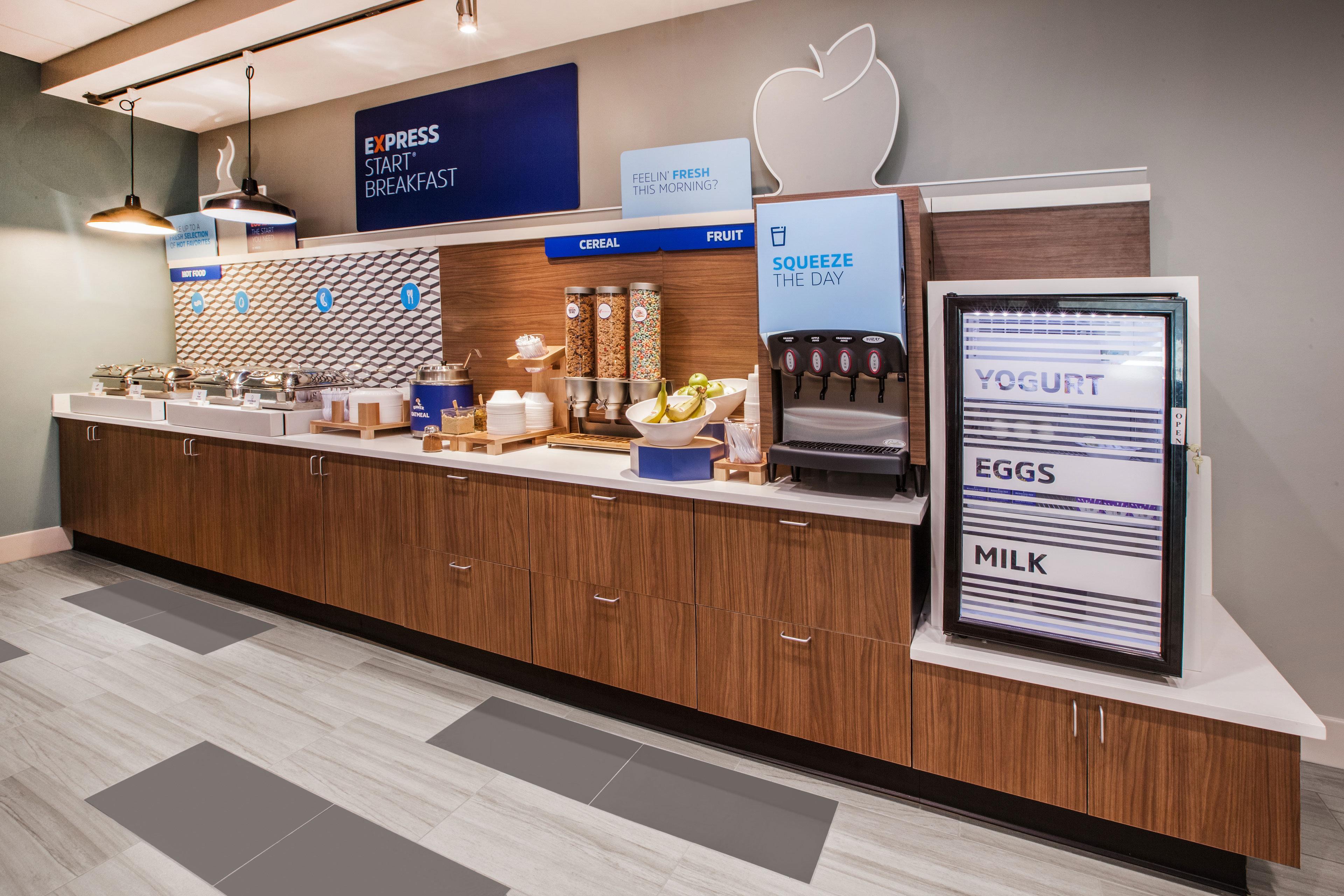 Holiday Inn Express Hotel & Suites Lexington By Ihg Екстериор снимка