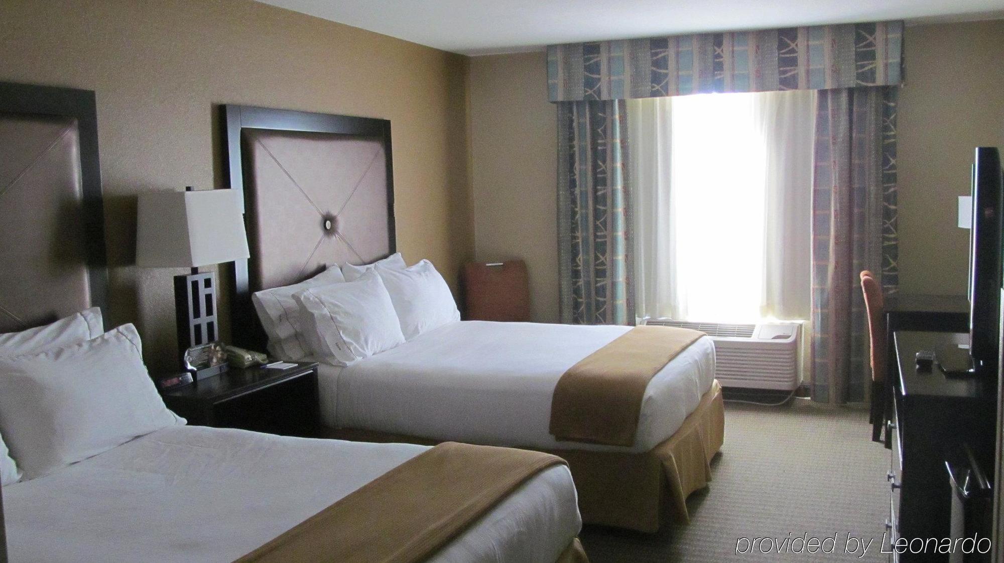 Holiday Inn Express Hotel & Suites Lexington By Ihg Екстериор снимка