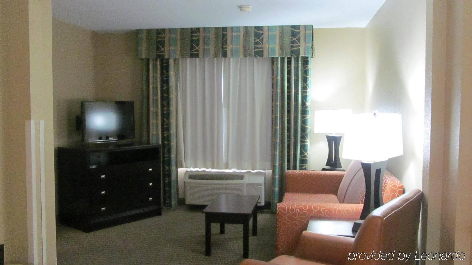 Holiday Inn Express Hotel & Suites Lexington By Ihg Екстериор снимка